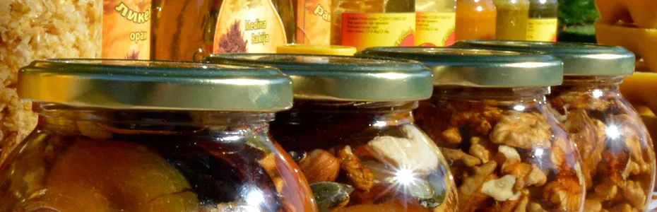 Orah i voće u medu - Slike sa pčelarske izložbe